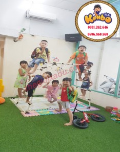 Đồ chơi phát triển vận động cho trẻ