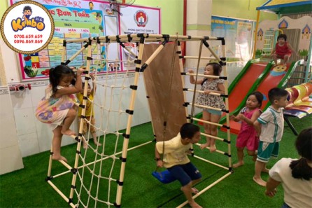 Xà đu cho bé Bình Dương chất lượng uy tín